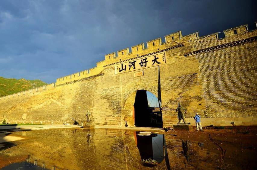 张家口，亲爱的听众朋友们，与您共享美好时光